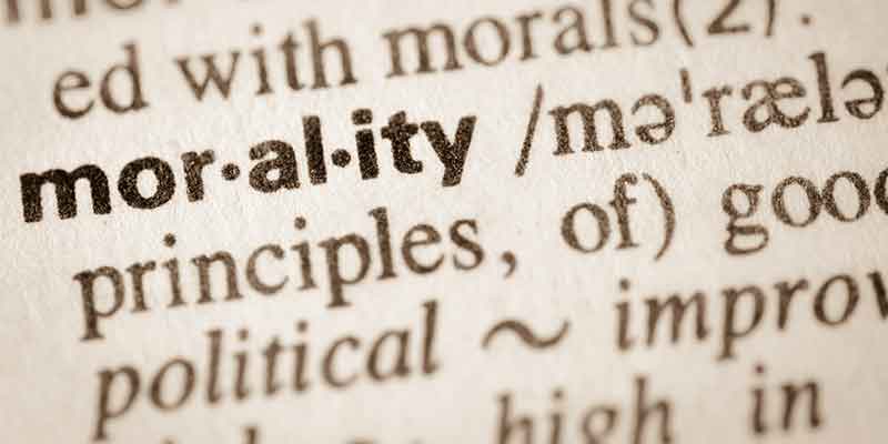 Morality, virtue, ethics, principles, standards, right and wrong, good and bad, moral decline, are we losing our morality, what is the basis of right and wrong, how do we determine right and wrong, right vs wrong examples, moral character, personal values, Frank Sonnenberg